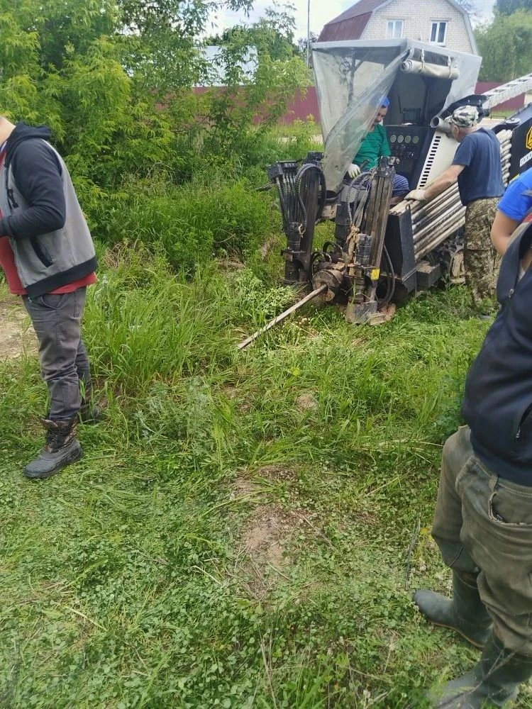 В деревне Гусино кипит работа по улучшению водоснабжения📈Сотрудники МУП ЖКХ "Красный" приступили к 