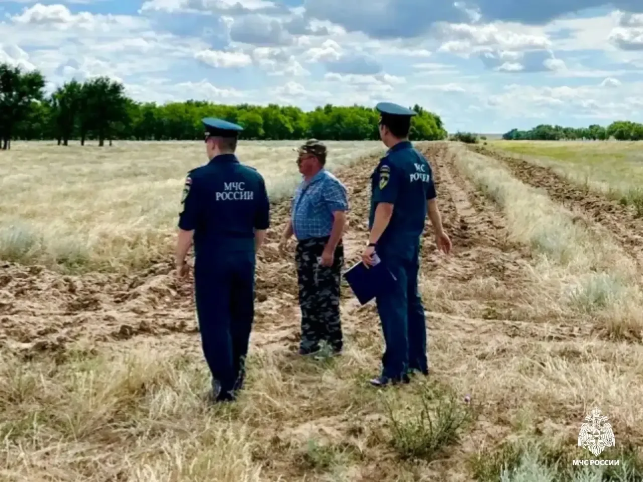 🚫🔥 Защита лесного фонда: в Малодербетовском районе прошли противопожарные рейды

В Калмыкии продол