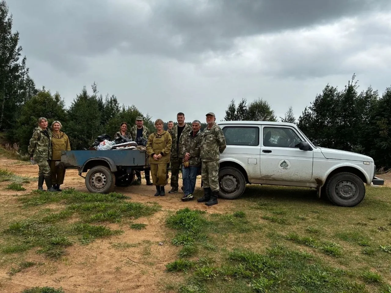 В Ленинградской области лесничества убрали несанкционированные свалки