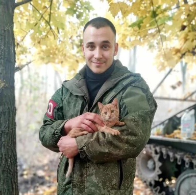 Монтёр пути Демьянской дистанции Артур Хаертдинов ушёл добровольцем на специальную воен...