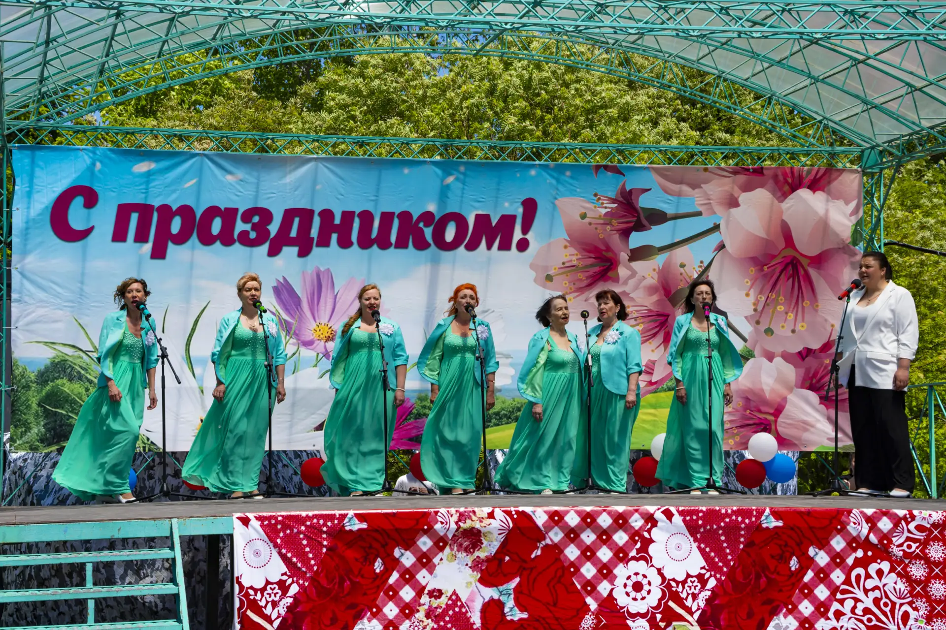 🇷🇺🎶 В рамках празднования Дня России, состоялся районный фестиваль патриотической песни «Патриоти
