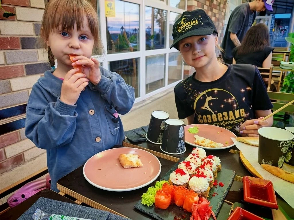 Рубрика "Пока все дома"🌟 Наше лето — сплошное приключение!
Сологуб Алексия целый день в парке развл