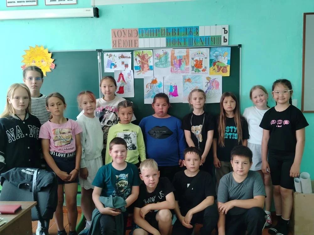 👫📗📘В преддверии Пушкинского дня , который вся страна будет отмечать 6 июня в день ро...