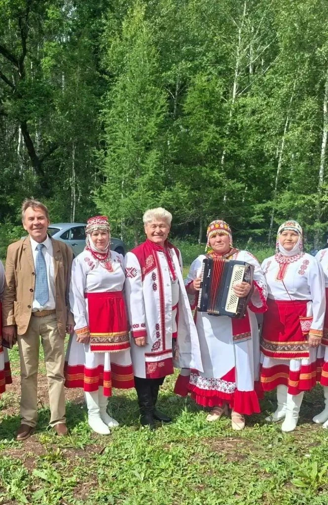 Баян янрать, апла пулсан  йăла-йĕркесем пурăнмалла
 
Мияки районĕнчи Тимеш ял культура çуртĕнче чапл