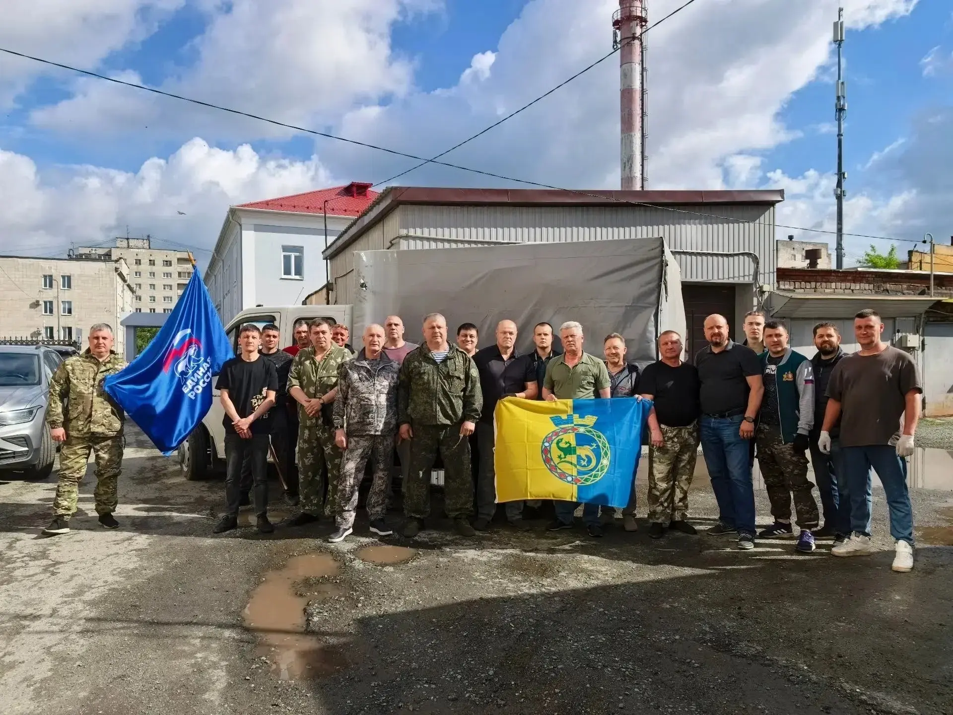 Мы продолжаем формировать груз на предстоящую в октябре гуманитарную миссию.