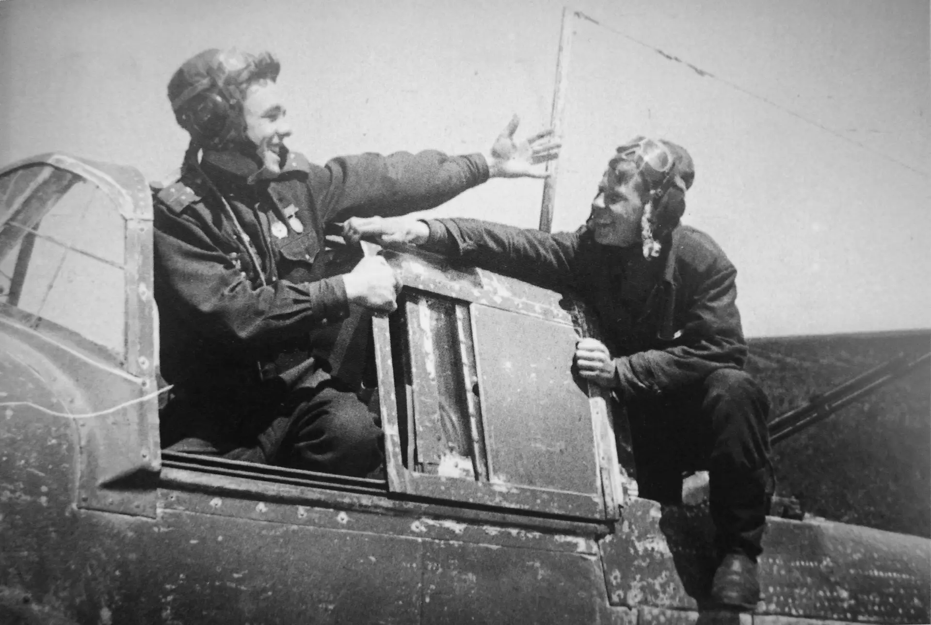1 июня 1944 года газета 3-го Украинского фронта «Советский воин» опубликовала следующую...