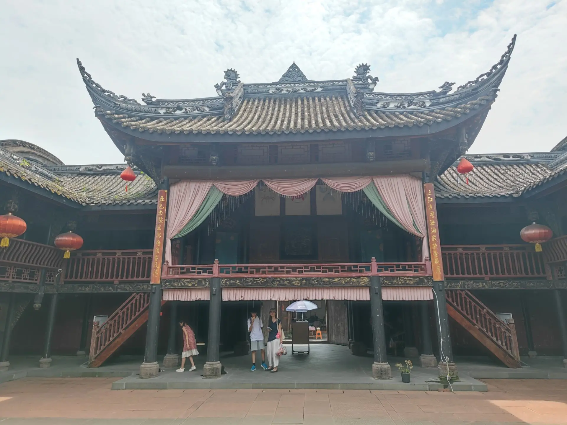 📍Древний город Юаньтун (Yuantong Ancient Town, 元通古镇)