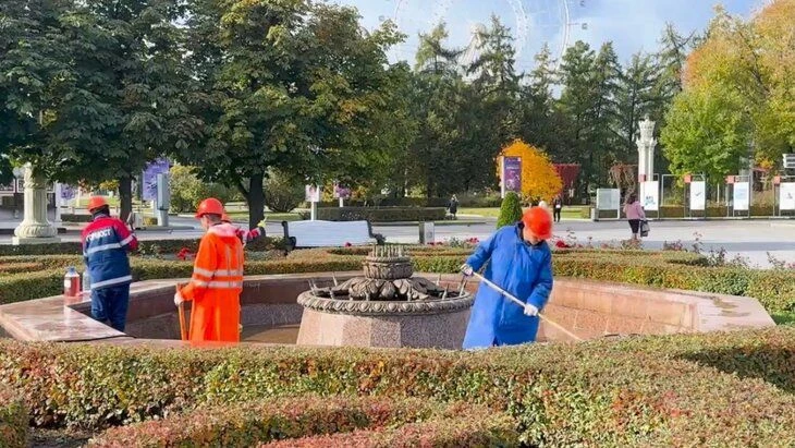 Фонтаны ВДНХ закрываются на зимовку.