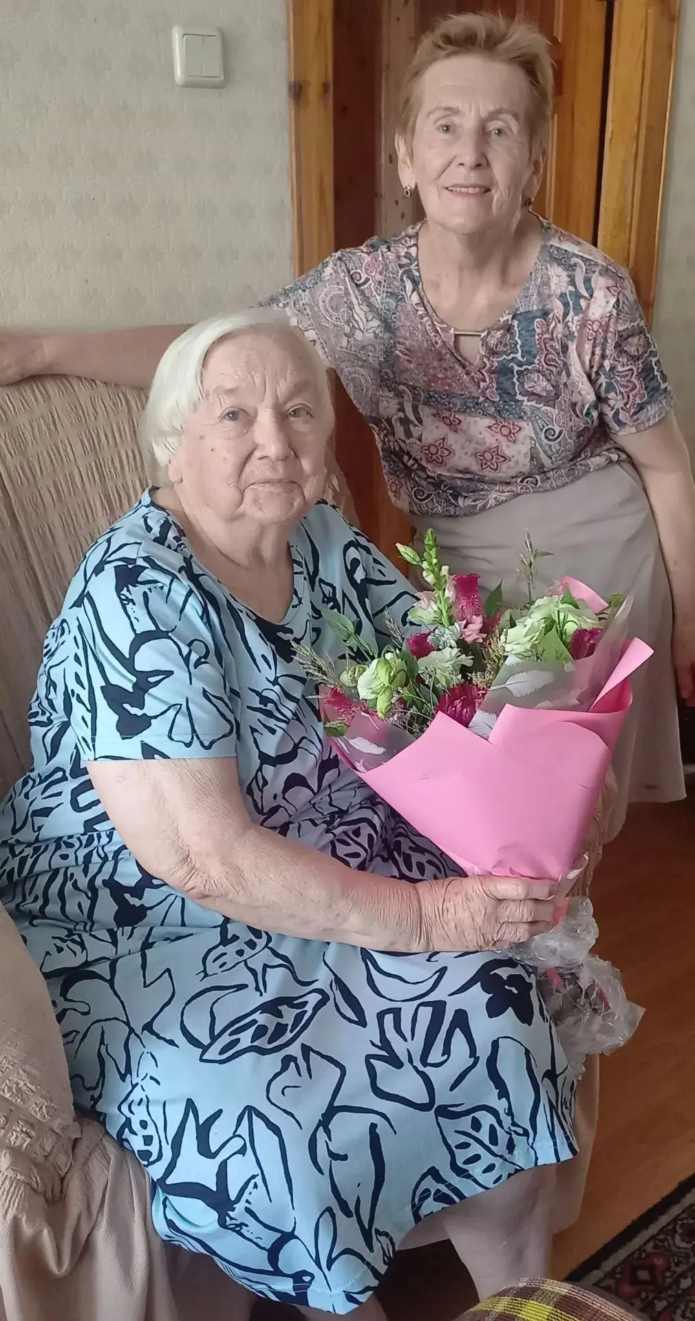 Сегодня, 25 августа, свой 85-летний юбилей празднует легендарный человек – Раиса Никола...