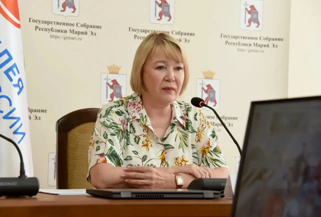 В Государственном Собрании состоялось рабочее совещание по подготовке к участию во Всер...
