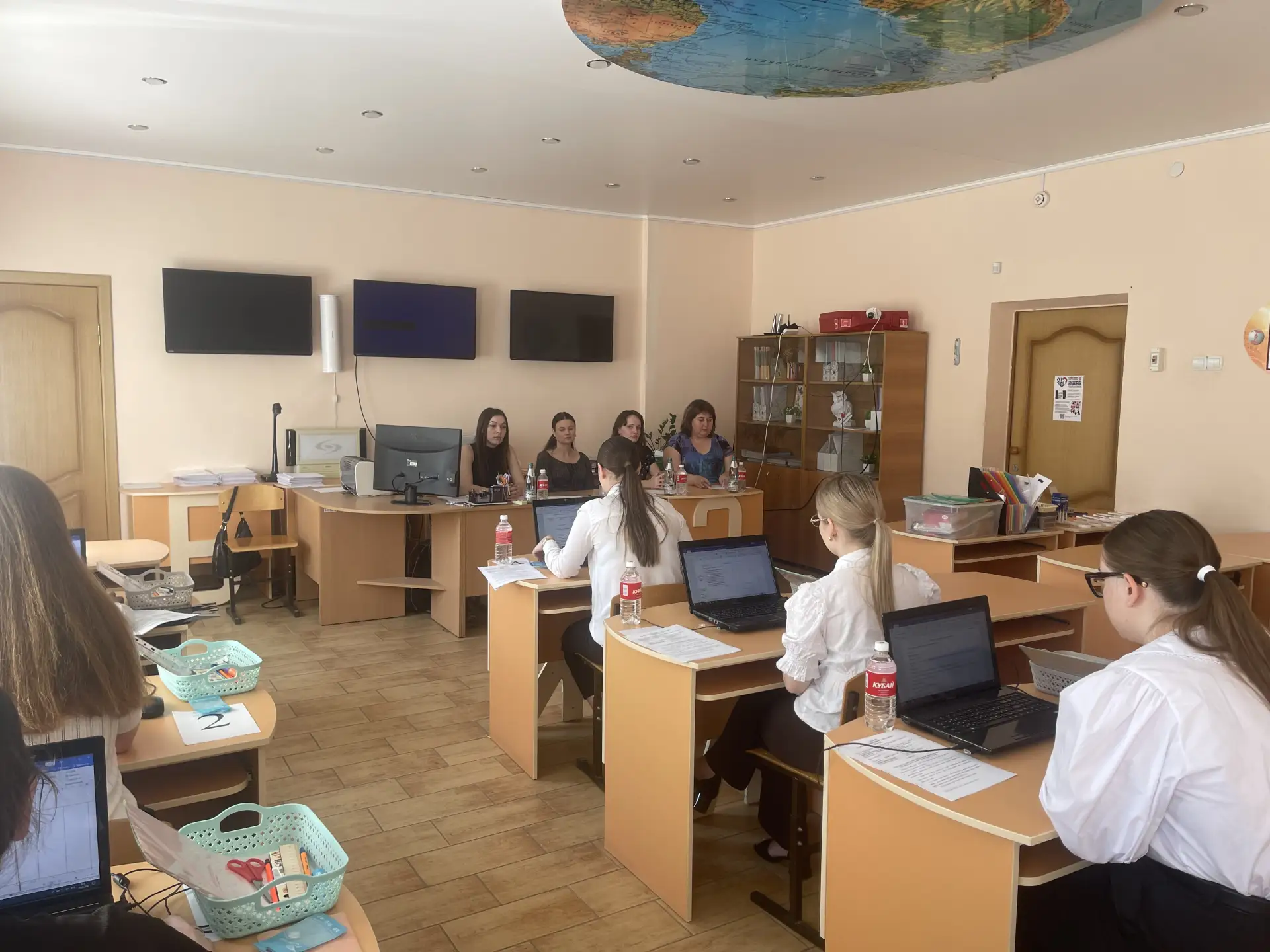 🔥 Демонстрационный экзамен в Ейском полипрофильном колледже в самом разгаре! 🔥 Это не просто госуд