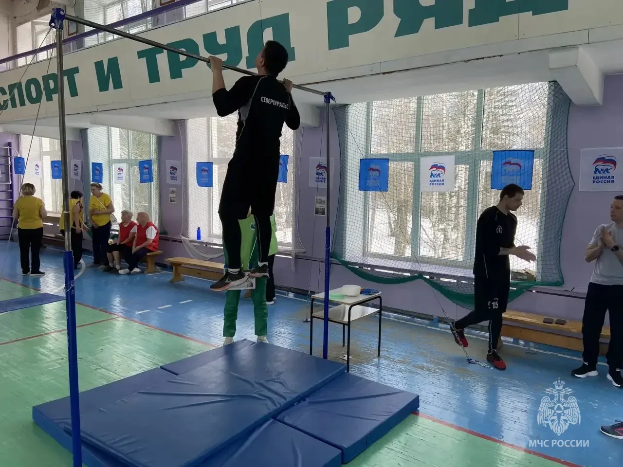 🏆Североуральские огнеборцы сильнейшие среди трудовых коллективов  Сотрудники 15-го пожарно-спасатель
