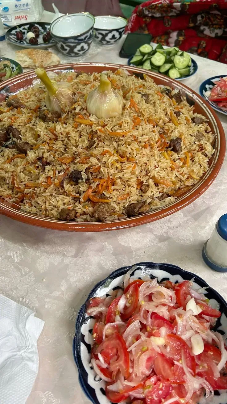 🍚 К заказу всегда доступен вкуснейший узбекский плов🔥.