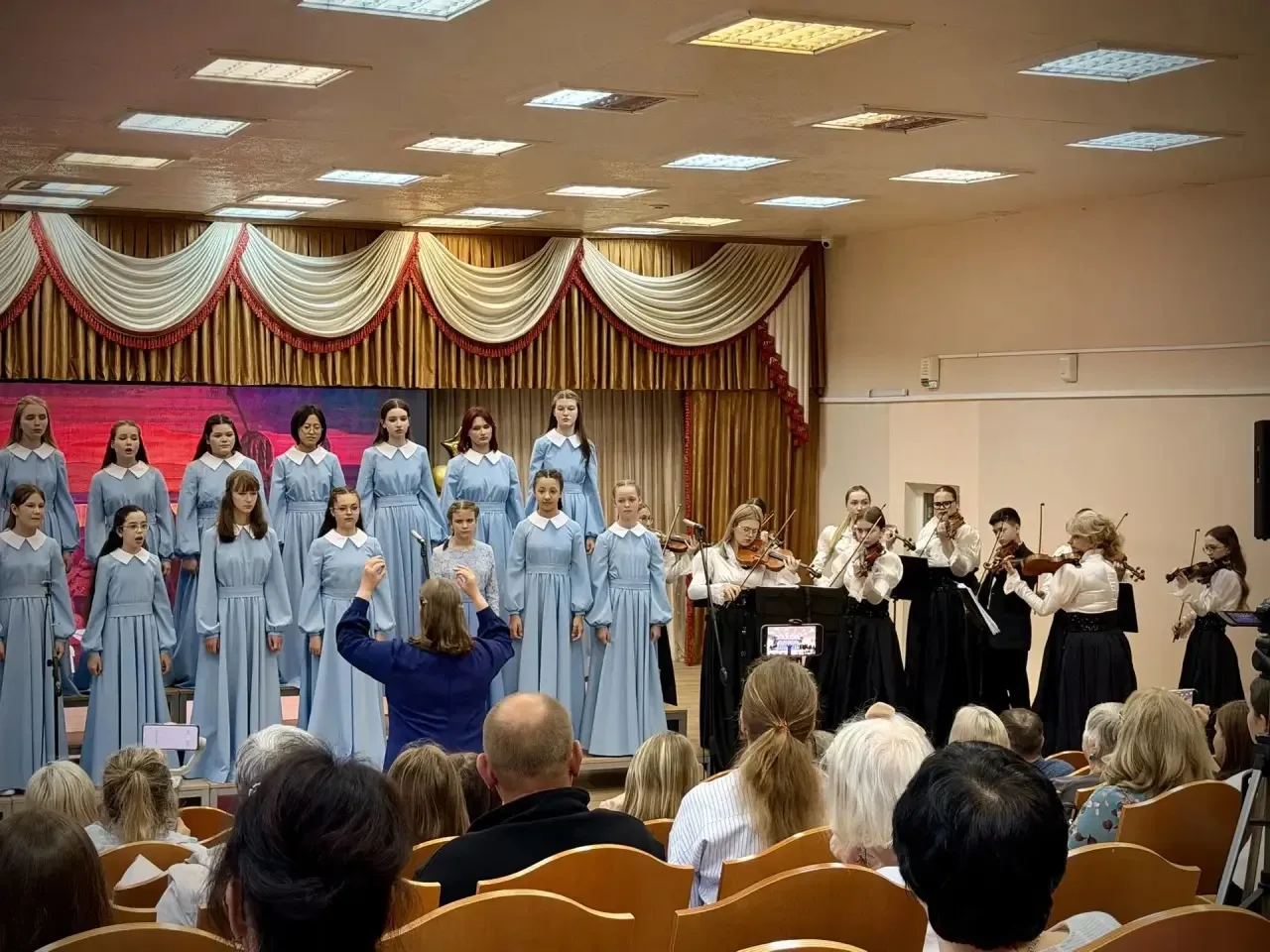✨ 21 мая в стенах Детской школы искусств  состоялся концерт вокально-хоровой музыки, по...