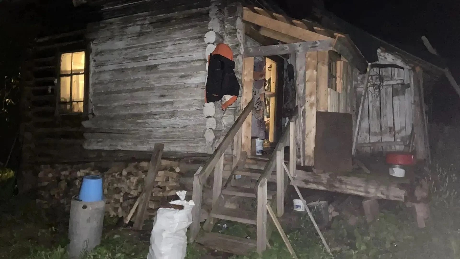 В Турочакском районе пьяный пенсионер зарезал приятеля