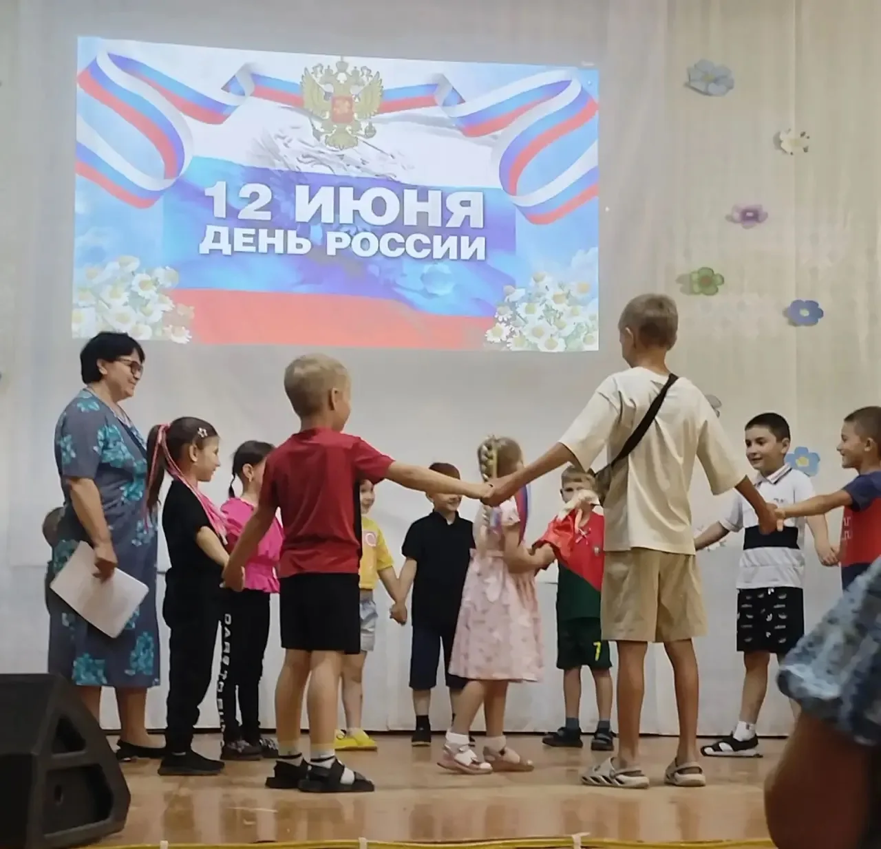 Будущие первоклассники — юные патриоты России!

В преддверии Дня России в нашем Сельском доме культу
