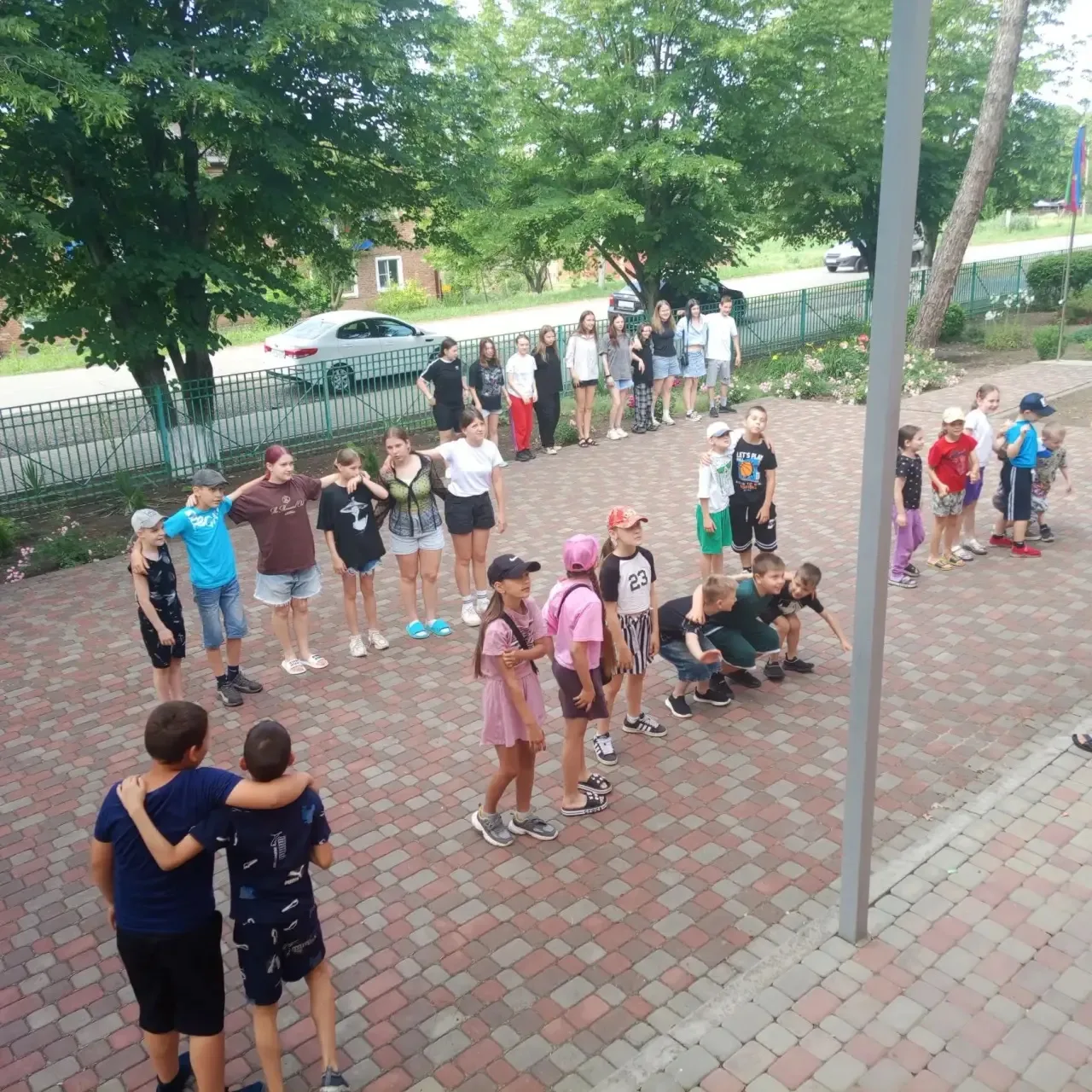 Еще один незабываемый день в нашем пришкольном лагере пролетел как одно мгновение! 🚀

Как всегда, н