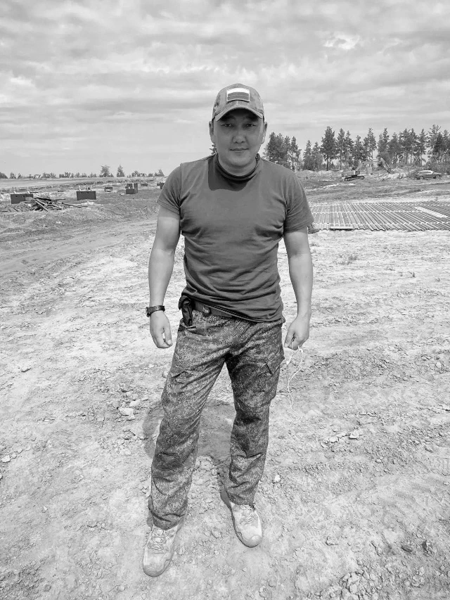 🙏 Актер и тренер из Бурятии погиб на СВО

В Бурятии простятся с актером, тренером и каскадером Чинг