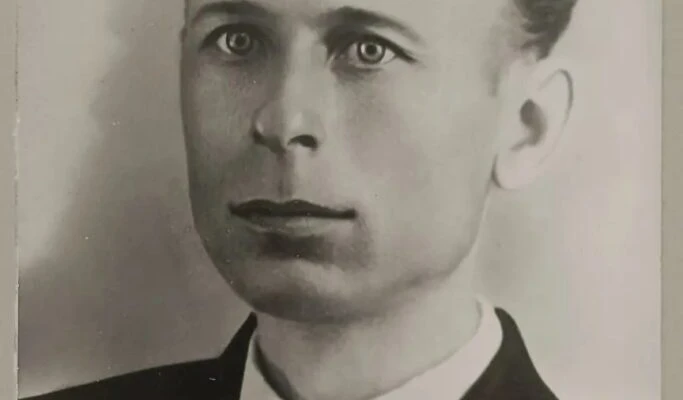 Гвардии казак Лиховидов

https://s-vedomosti.ru/gvardii-kazak-lihovidov/