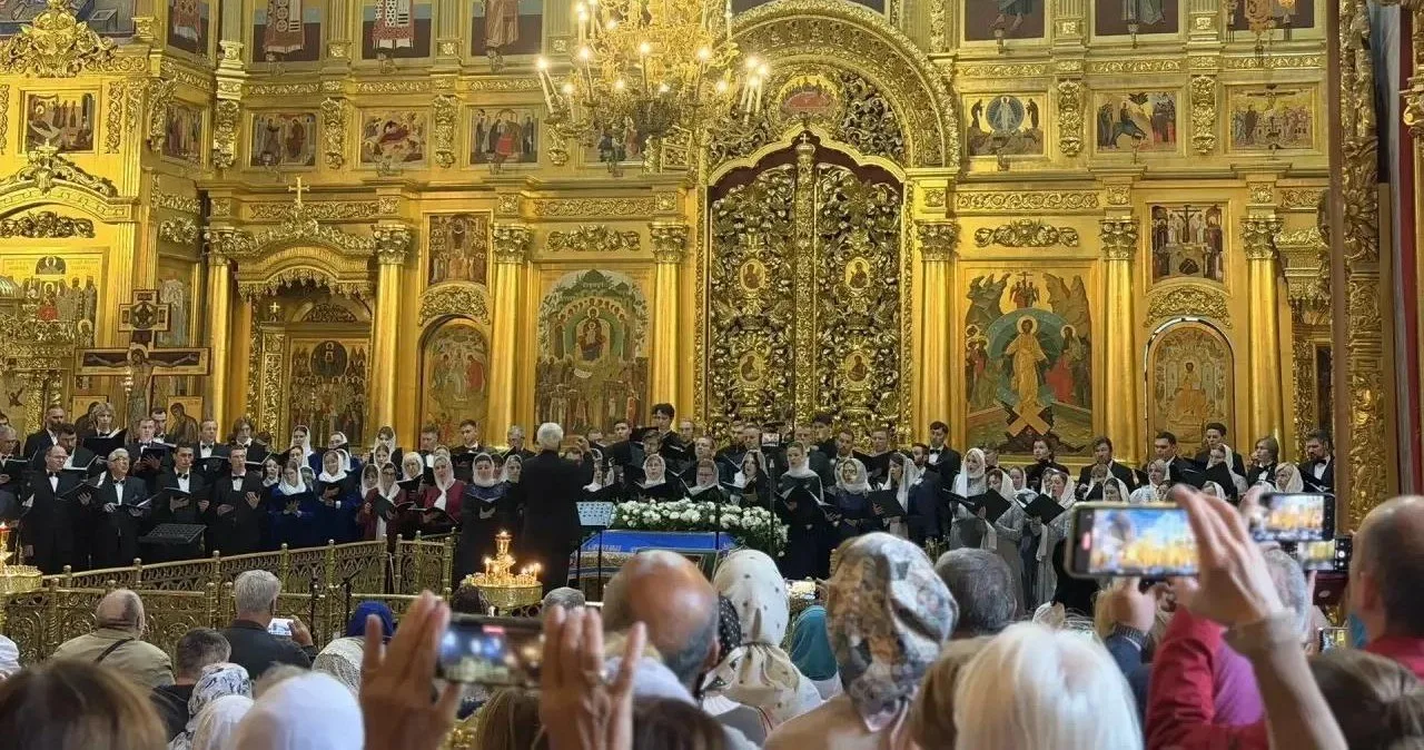 В честь Дня Калуги 350 человек спели хором в Свято-Троицком Кафедральном Соборе