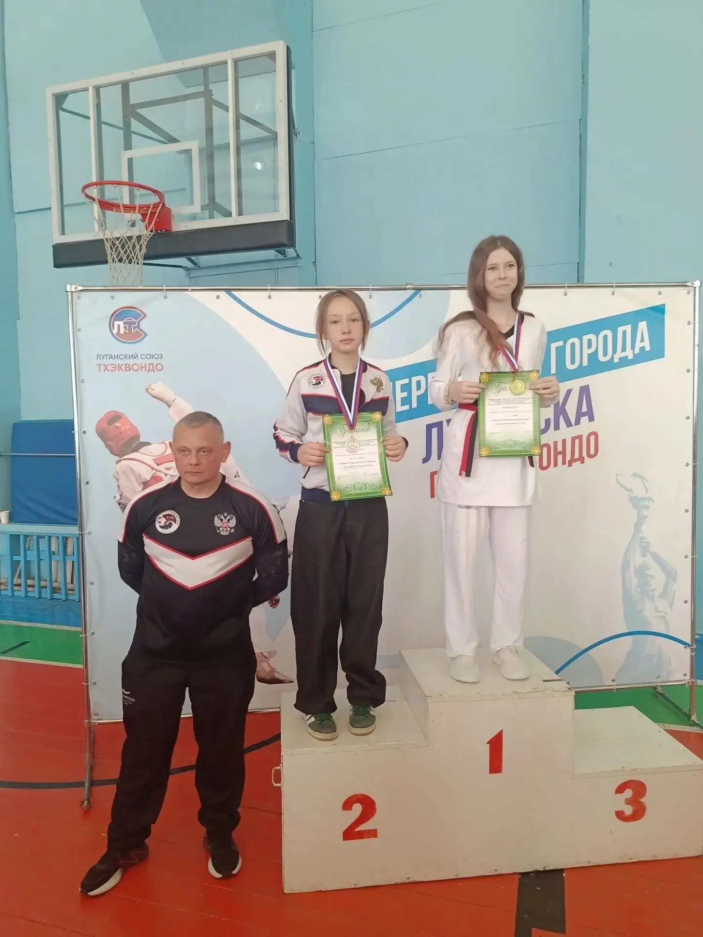 3 октября 2026 года в Луганске прошло первенство города по тхэквондо среди юношей и дев...
