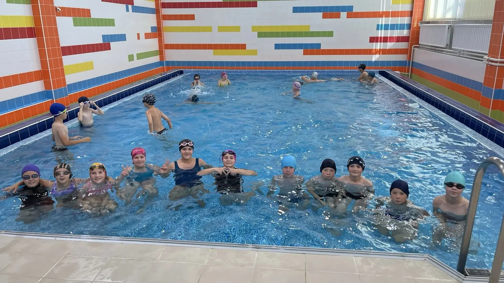 Отличные новости из жизни начальной школы! 🏊‍♂️🏊‍♀️