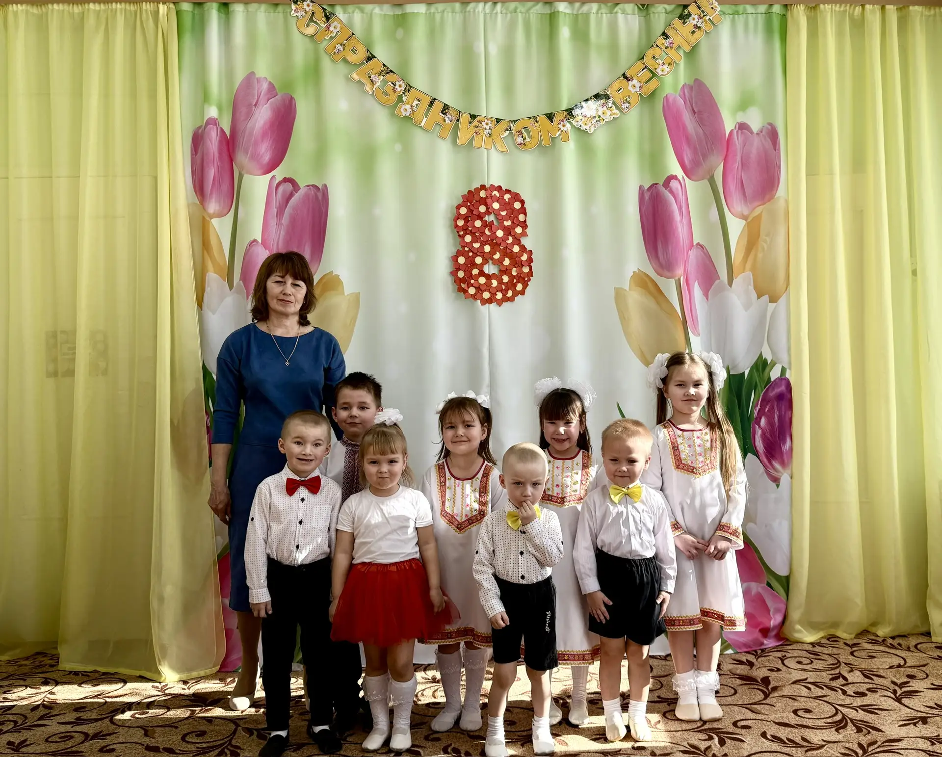 🌸 Дорогие наши мамы, бабушки и коллеги-женщины! 🌸