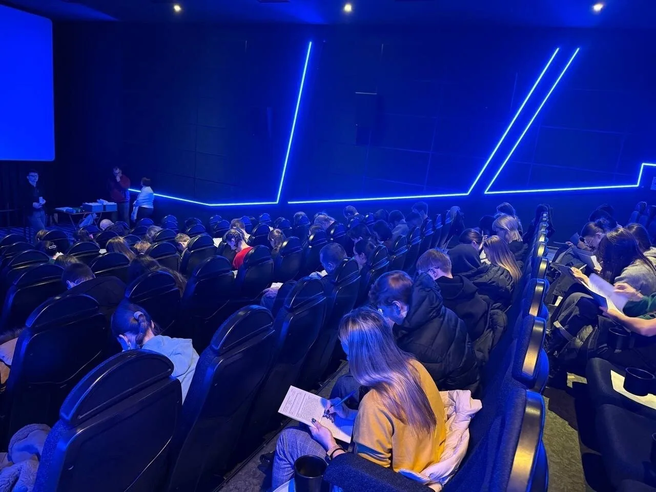 Хотите посмотреть новый фильм до премьеры и получить за это оплату? 🎥  Приглашаем зрителей на оплачи