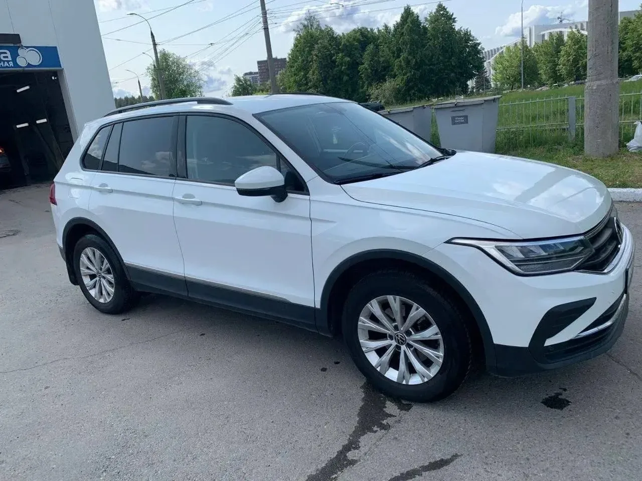 Volkswagen Tiguan  1.4(150л.с) АМТ 2021 год  Пробег: 33.000км родной Я второй хозяин в птс вписан , 