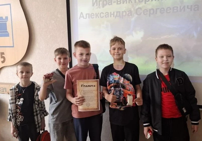 ✨ Сказка — ложь, да в ней намёк! ✨
В нашем лагере сегодня воцарилась волшебная атмосфера. Мы провели