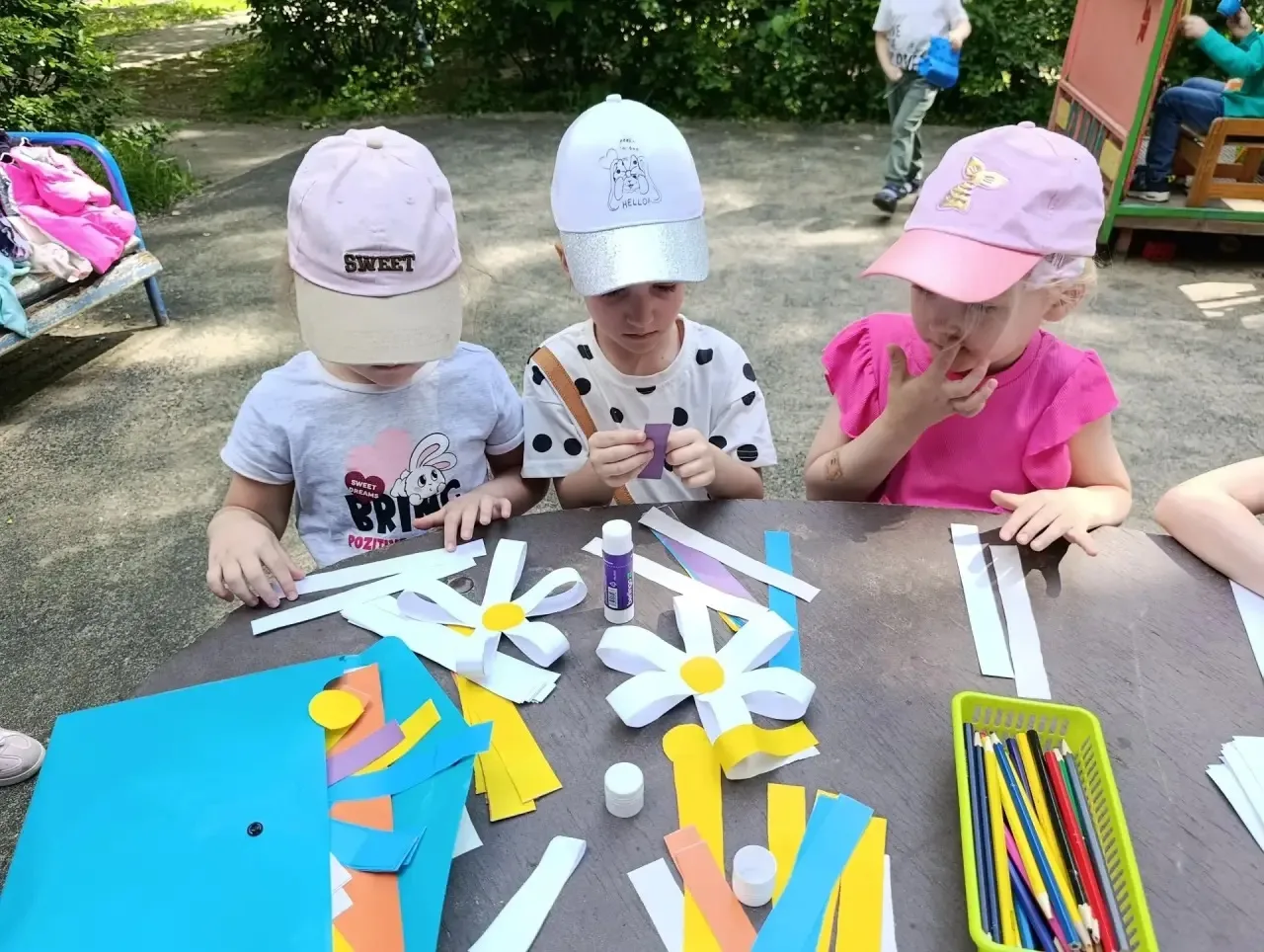 День полевых цветов 🌼🌺

5 июня наши воспитанники отметили День полевых цветов.

Этот день посвящён