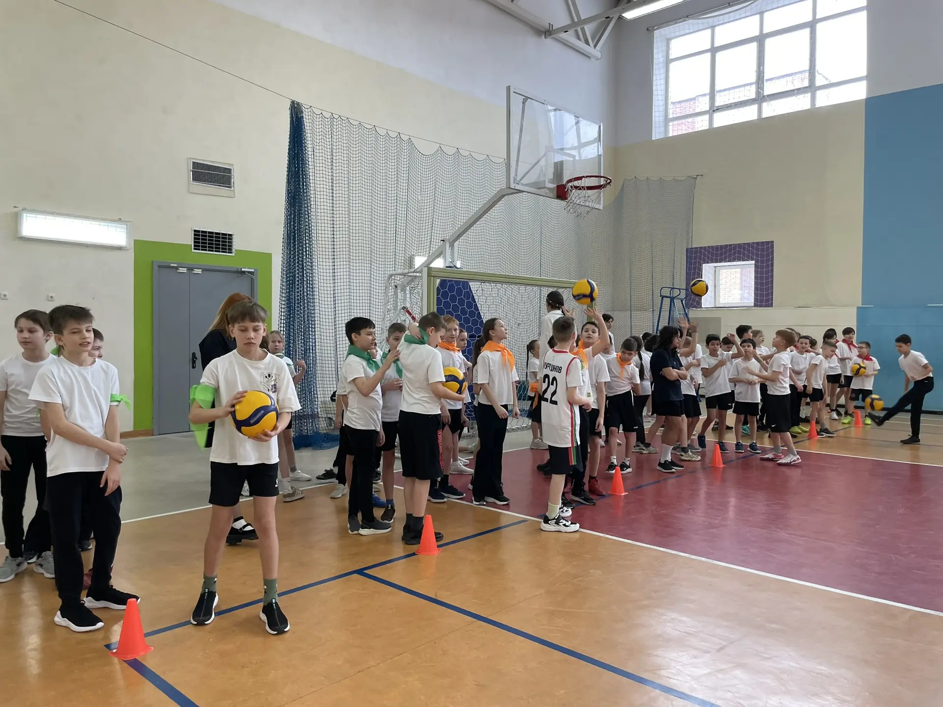 💪 Быстрее! Выше! Сильнее!   🏃‍♀️ Сегодня для 3-4 классов прошло физкультурное мероприятие «Веселые с