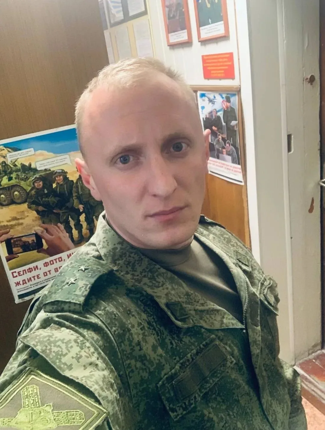 ___"Можно сделать фото где мужчина обнимает сзади фон любой"___