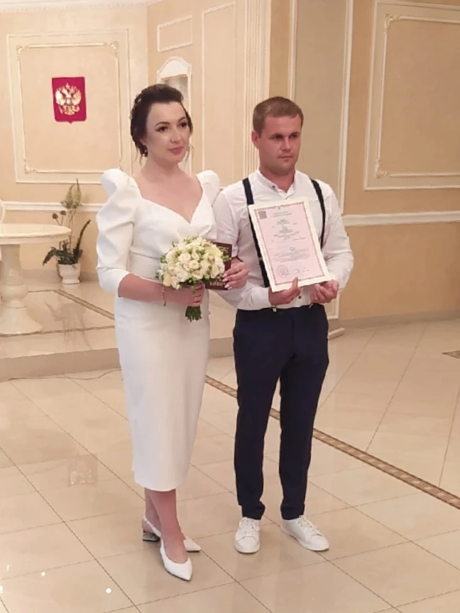 Четыре года назад я сказала ему «да», а он ответил: «не знаю...» 🤪💍

С тех пор порой мне хочется е
