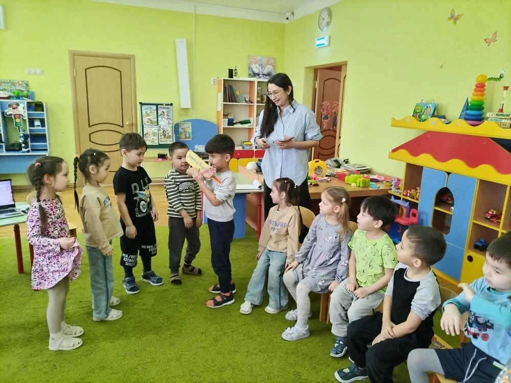 📚3 марта сотрудники Детской библиотеки организовали для воспитанников детского сада «Жемчужинка» фил