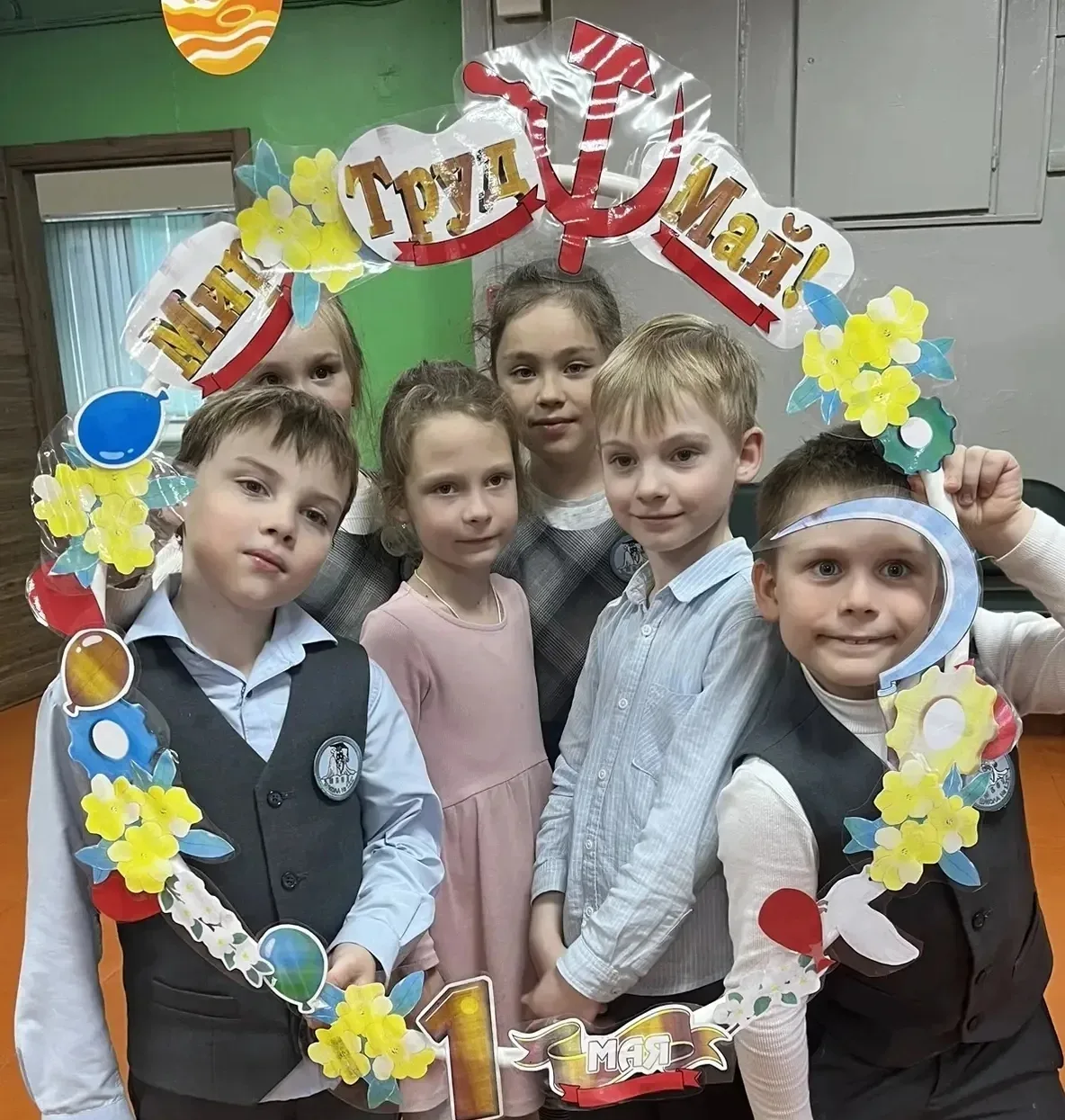 ☀Мир. Труд. Май🌳  💪🏻 Более 1⃣3⃣0⃣ лет Праздник Весны и Труда отмечается в календаре многих стран. Эт