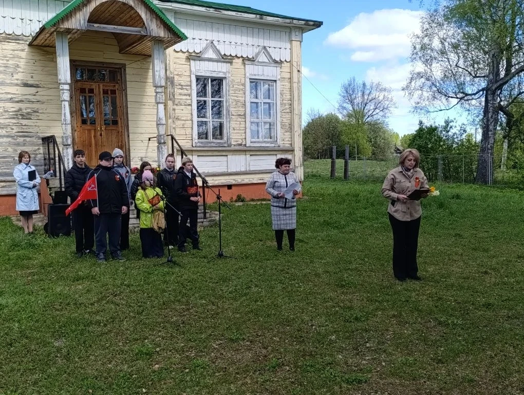 Сегодня, 9 мая, у памятника погибшим землякам в годы Великой Отечественной войны состоялся торжестве