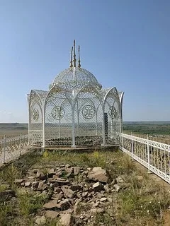 Миәкә районының изге Нарыҫтау ерендәге “Сәхәбә” мәсетендә Рәсәй көнөндә йыл һайын үткәр...