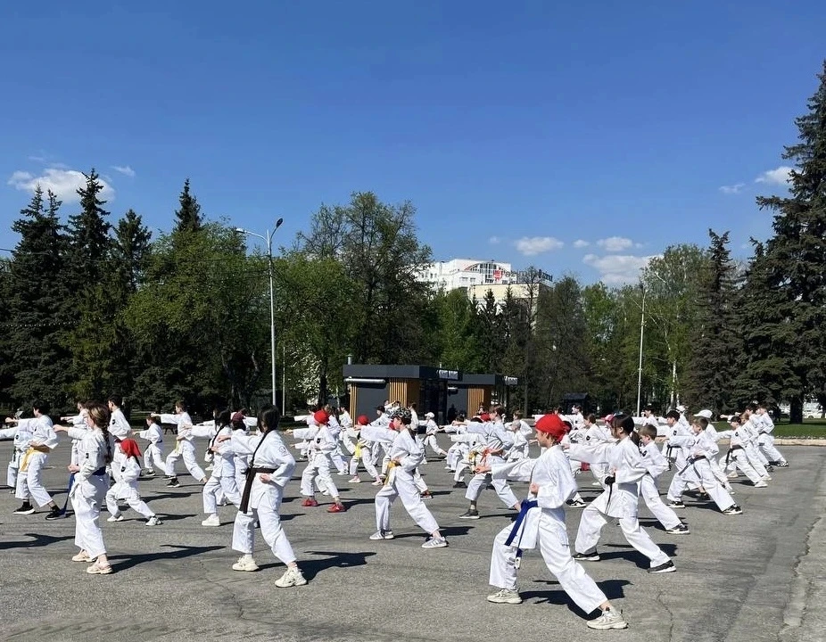 🎗️Воспитанники УГДДТ им. В.М.Комарова, объединения Клуб "ЦУНАМИ" (руководитель Антон Ж...