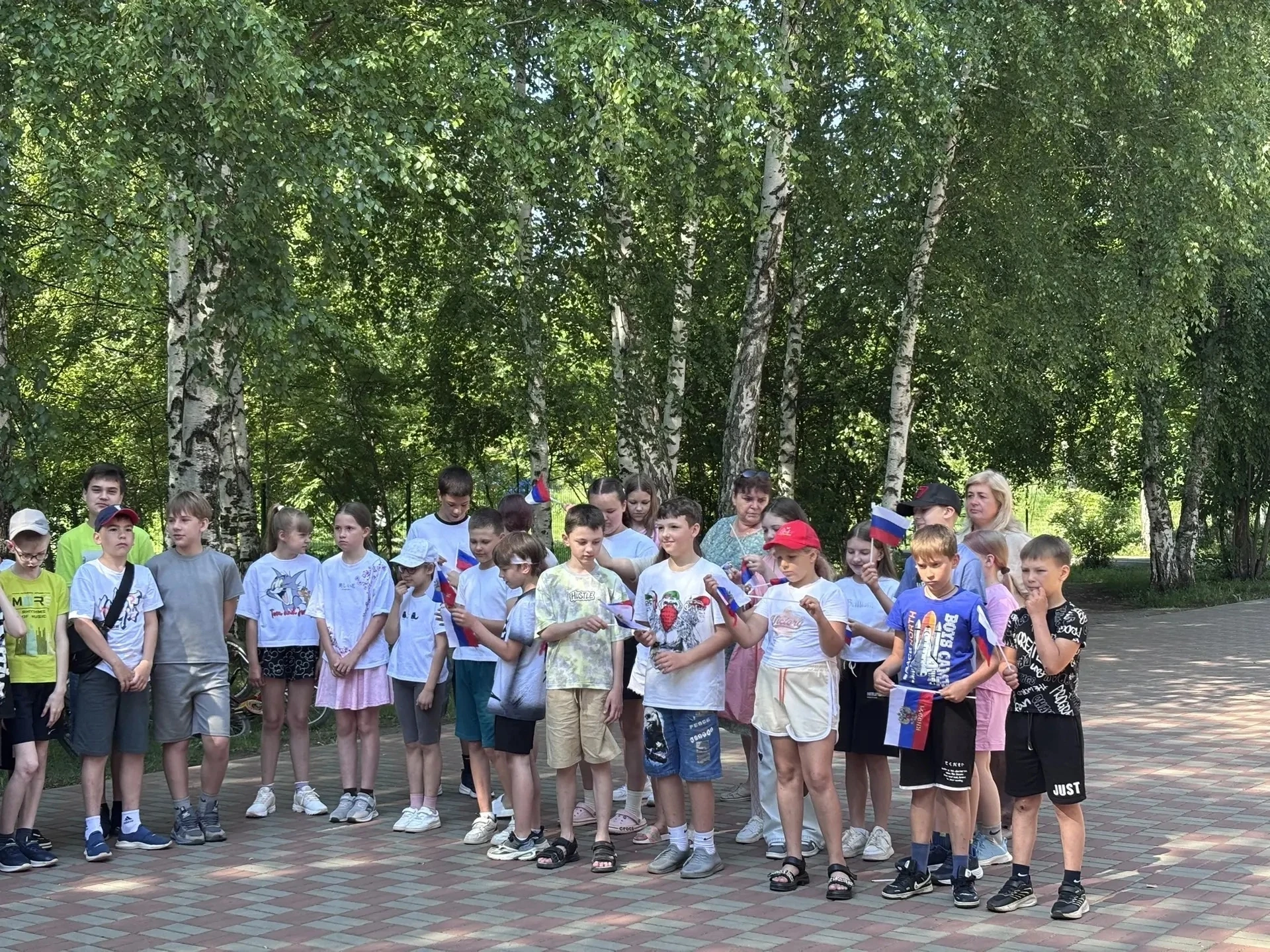 🇷🇺 С Днём России! 🇷🇺

Сегодня в нашем летнем лагере «Колосок» при Устьинской школе царила по-нас