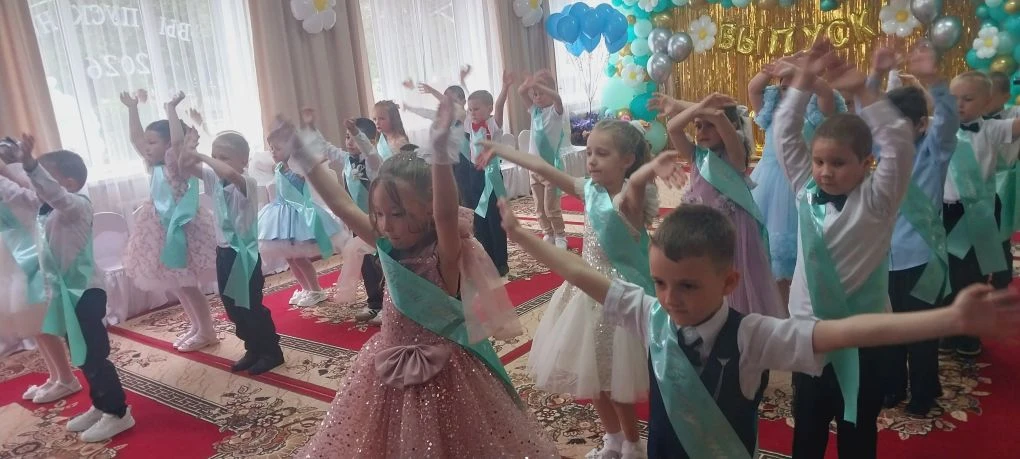 ✨️ВЫПУСКНОЙ бал в детском саду - это самый трогательный, самый незабываемый праздник, э...