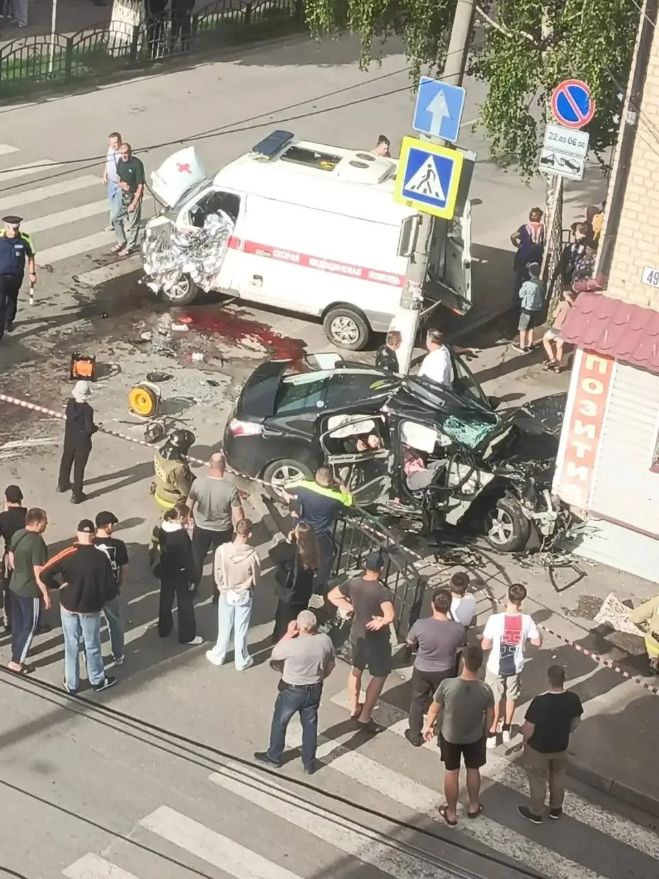 В результате ДТП на пересечении улиц Свердлова и Максима Горького погиб водитель автомо...