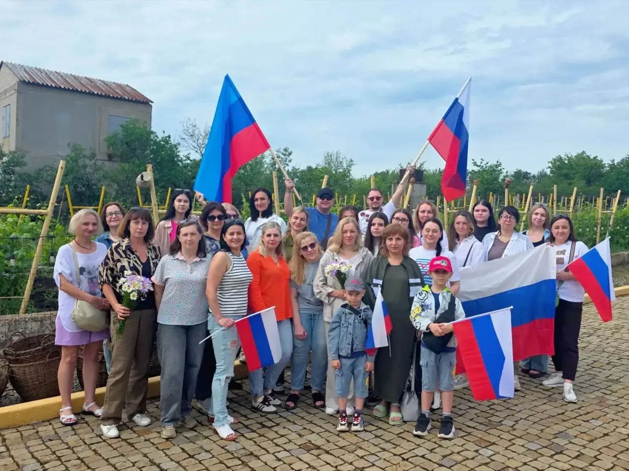 🚘 12 июня, в День России, сотрудники УФК по Луганской Народной Республике при поддержке ППО ОПС каз