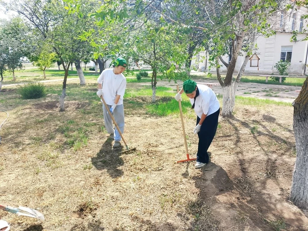 🍃🌿Встречайте! Отряд "Юный эколог " в деле!
  Не так давно в нашей школе дан старт новому проекту "