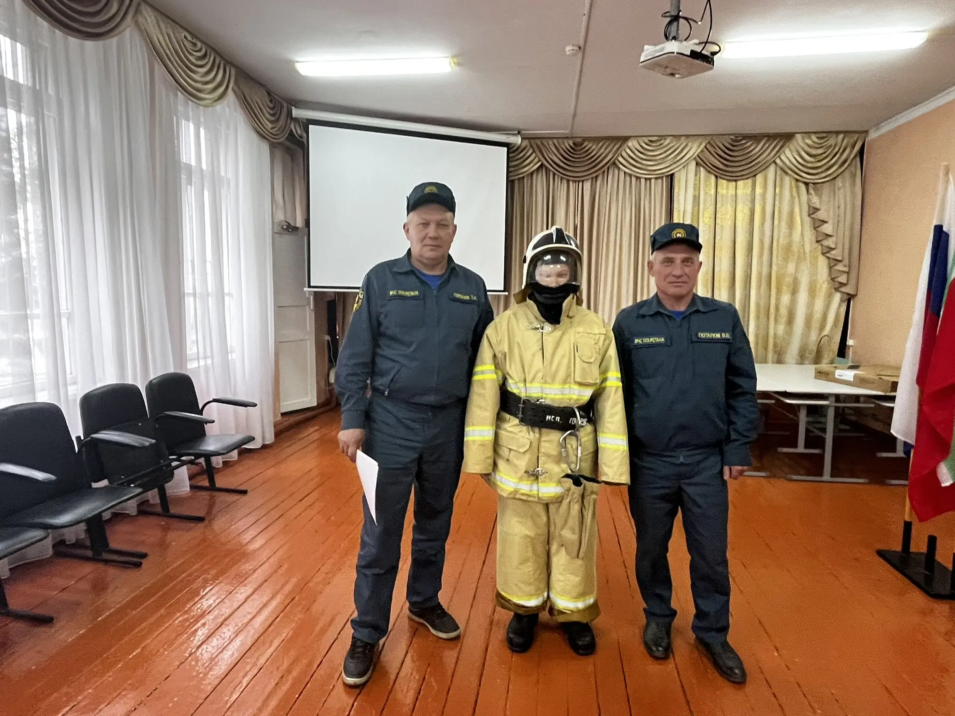В нашей школе прошел Всероссийский урок культуры безопасности!

Сегодня в стенах нашей школы состоял