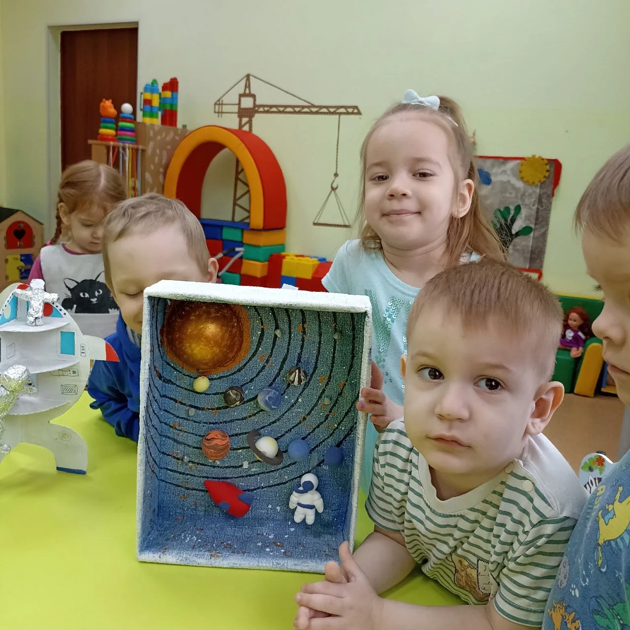 "Космос- это интересно!"