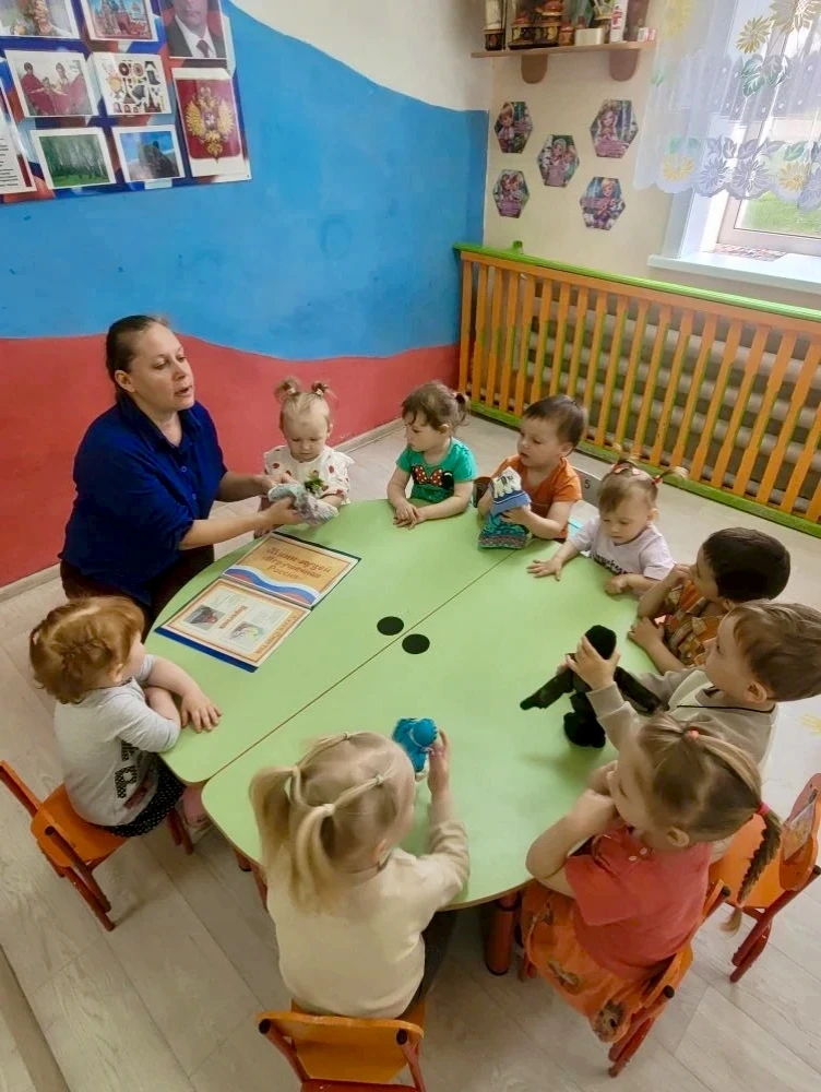 🧸Тряпичную куклу сшила мама дочке,