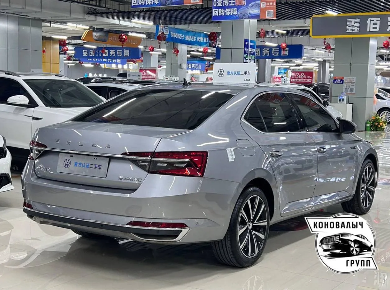 Skoda Superb из Китая🔥  ℹ️ О нас: Мы можем подобрать, продать и привезти любой автомобиль в кредит, 
