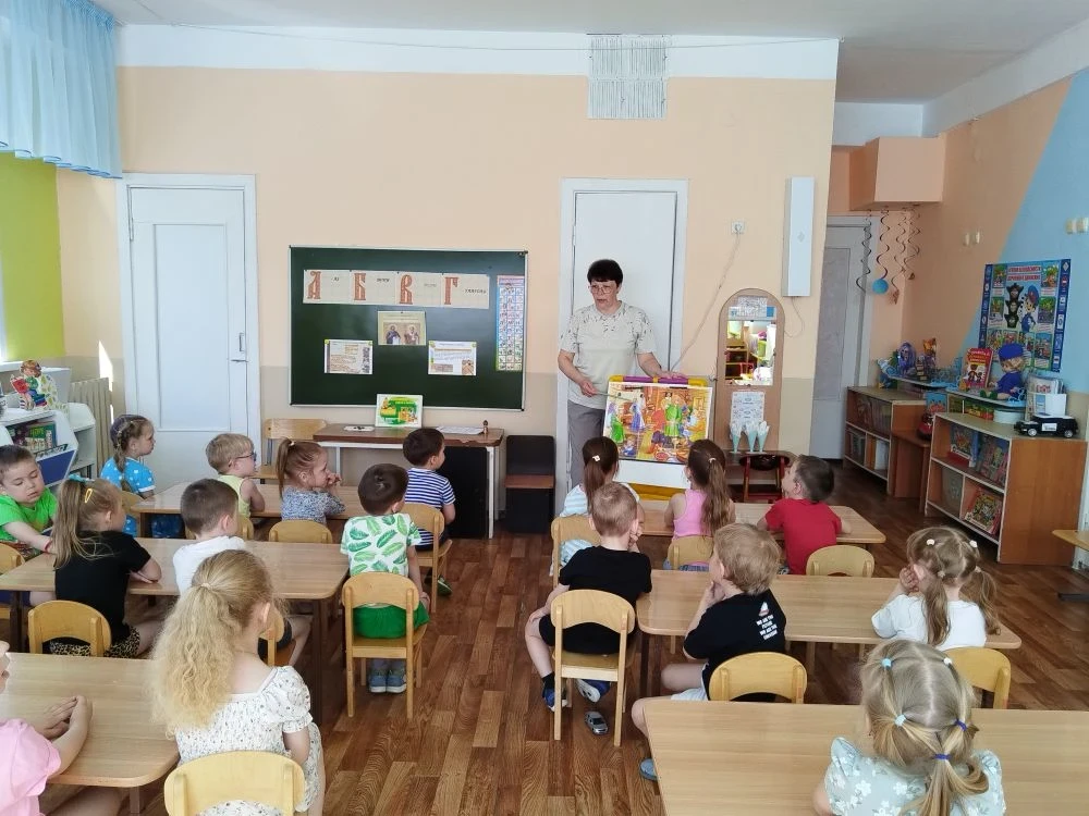 Сегодня ребята из группы "незабудка" погрузились в увлекательный мир истории, чтобы узн...