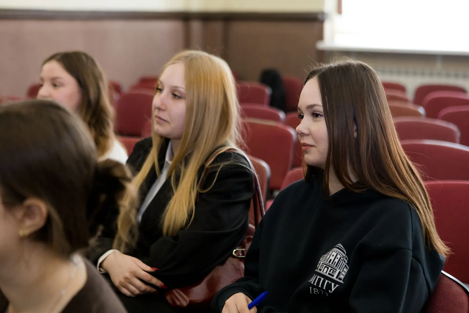 👥 В Советске в рамках Фестиваля педагогических идей состоялась насыщенная встреча со студентами фили